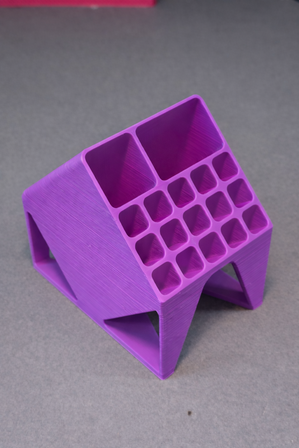 17 slots Geometric Grid Pen Stand – Minimal Desk Organizer